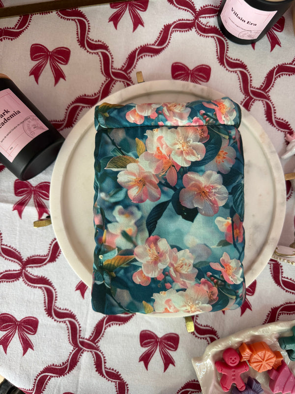 Husă de carte Bloom